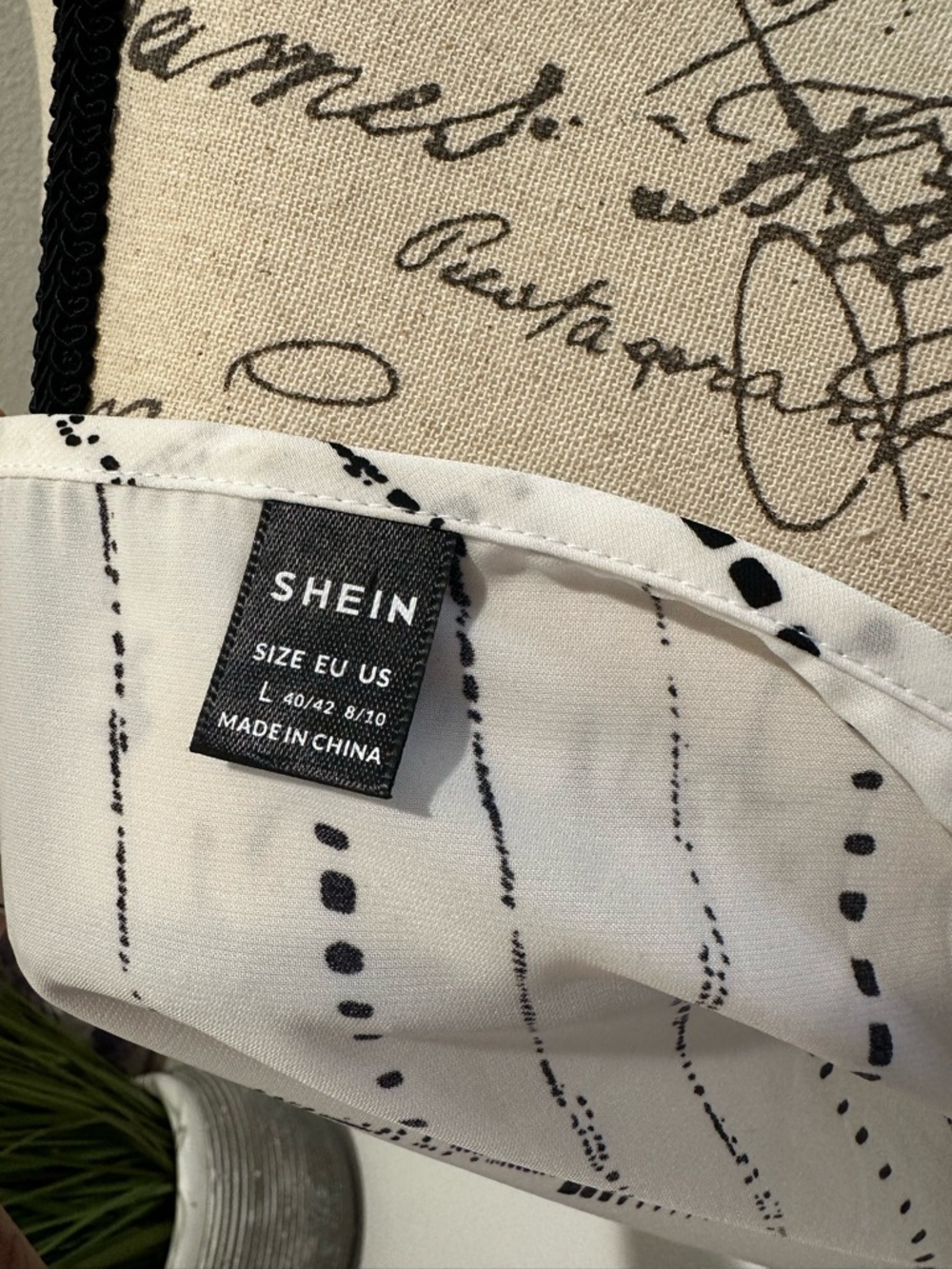 SHEIN White Blouse with Black Vertical Dot Stripes - Picture 6 of 6